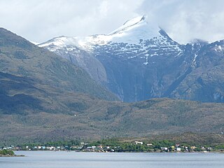 Puerto-Eden