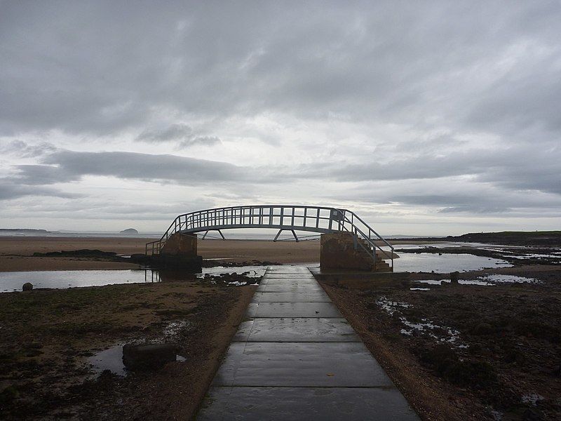 File:Coastal East Lothian , Belhaven In October - geograph.org.uk - 3711773.jpg