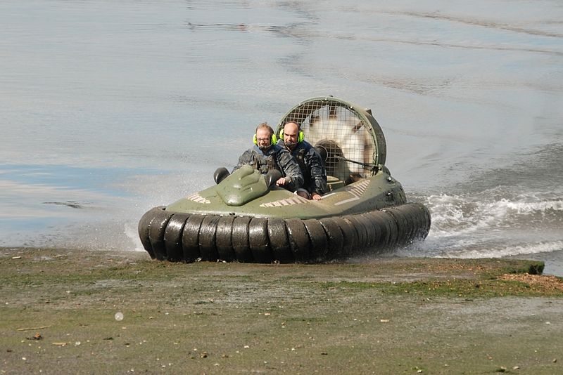 File:Commercial Hovercraft.jpg