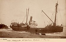 Coolebar beached in 1917 Coolebar beached in 1917.jpg