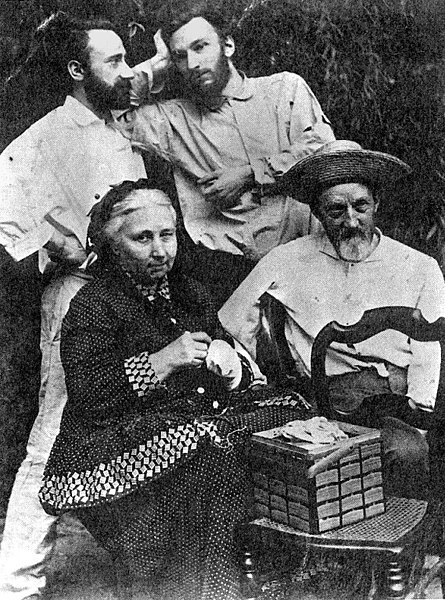 File:Curie, Jacques und Pierre mit Eltern.jpg