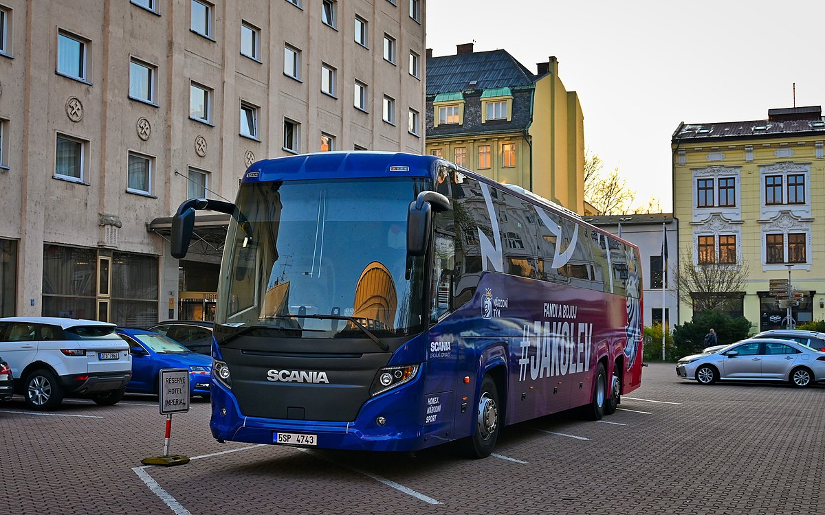 автобусы хоккейных клубов