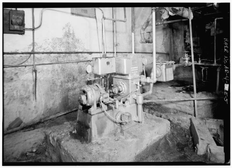 File:DISCONNECTED COMPRESSOR MOTOR. - Hot Springs National Park, Bathhouse Row, Quapaw Bathhouse- Mechanical and Piping Systems, State Highway 7, 1 mile north of U.S. Highway 70, Hot HAER ARK,26-HOSP,3-E-5.tif