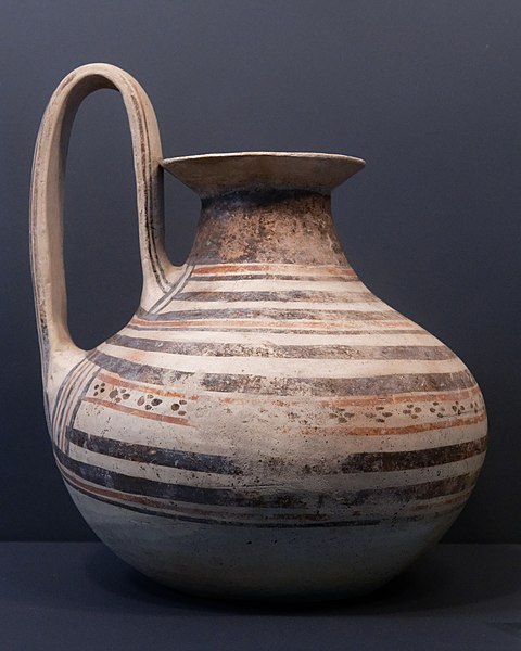 File:Daunian vase MDCL 006-27-0002.jpg