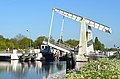 De Sloterbrug over de Ringvaart van de Haarlemmermeer.jpg