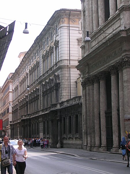 File:Doria Pamphilj1.JPG