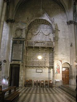 Catedrala arezzo, interior, monument funerar al lui Guido Tarlati, 1330, 00.JPG