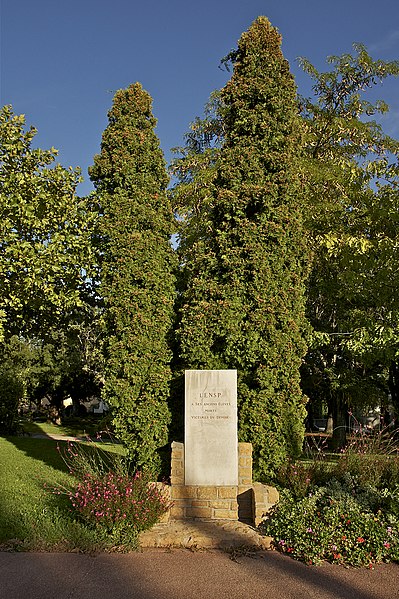 File:ENSP monument 1.jpg