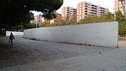 Thumbnail for File:El mur (Richard Serra) 1.jpg