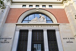 Façade de la faculté de médecine de Valence.