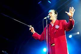 Faith No More @ Steel Blue Oval (1 3 2010) (4416156561).jpg