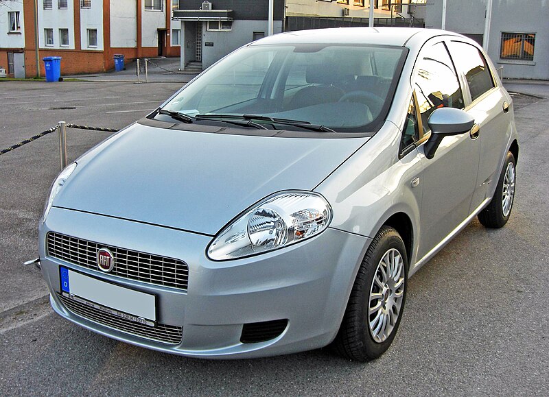 File:Fiat Grande Punto 20090402 front.JPG