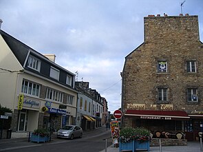 Fouesnant - rue de Cornouaille.JPG