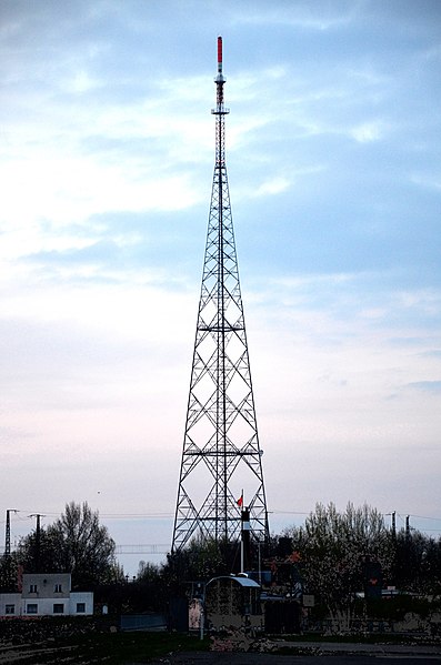 File:Funkturm Magdeburg.JPG