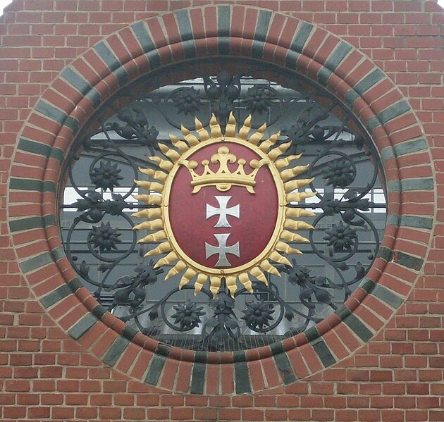 File:Gdańsk COA at Podwale Staromiejskie Street.jpg