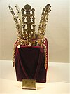 Gold crown from Cheonmachong.jpg