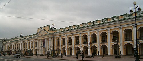 De Grote Gostiny Dvor in Sint-Petersburg in 2008.