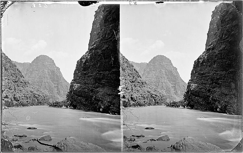 File:Green River. Canyon of Lodore, the Haystack (similar to 584, close up of the Haystack). Old nos. - NARA - 517881.jpg