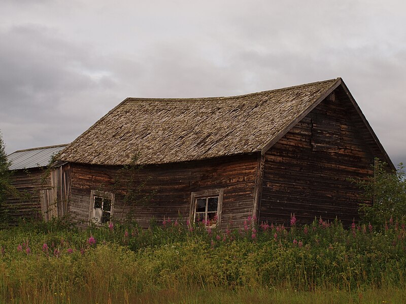 File:Hütte in Storsjö - Mittelschweden.JPG