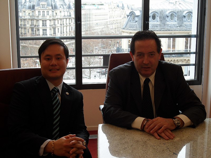 File:H.E M. Ambassador Bernard LECLERC & M.CHAN from HONG KONG.jpg