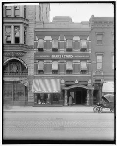 HARRIS & EWING. EXTERIOR, OLD STUDIO LCCN2016858268.tif