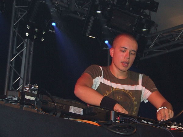 Headhunterz performing in Doetinchem, Netherlands in 2007