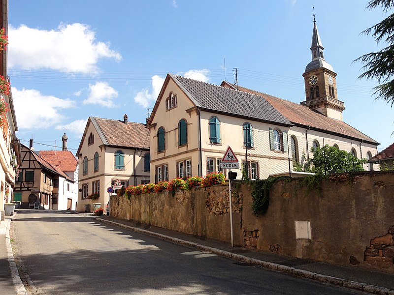 File:Heiligenstein Ecole.JPG