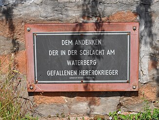 Gedenktafel für die gefallenen Herero am Waterberg