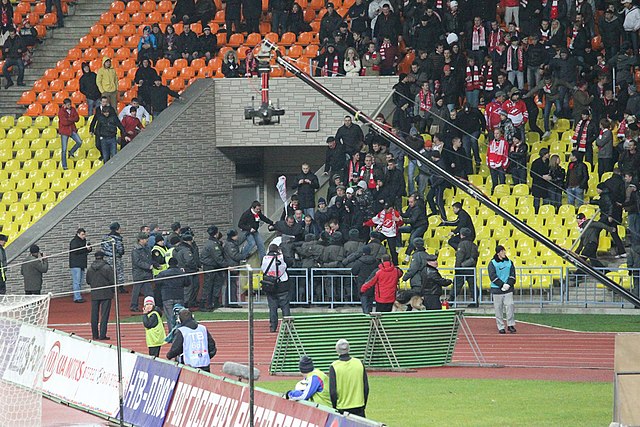 File:Spartak Moscow supporters.jpg - Wikimedia Commons