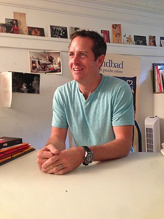 Fortune Salaire Mensuel de Hugh Howey Combien gagne t il d argent ? 10 000,00 euros mensuels