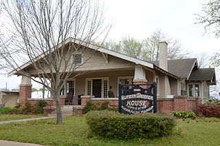 <span class="mw-page-title-main">Hunter-Coulter House</span> Historic house in Arkansas, United States