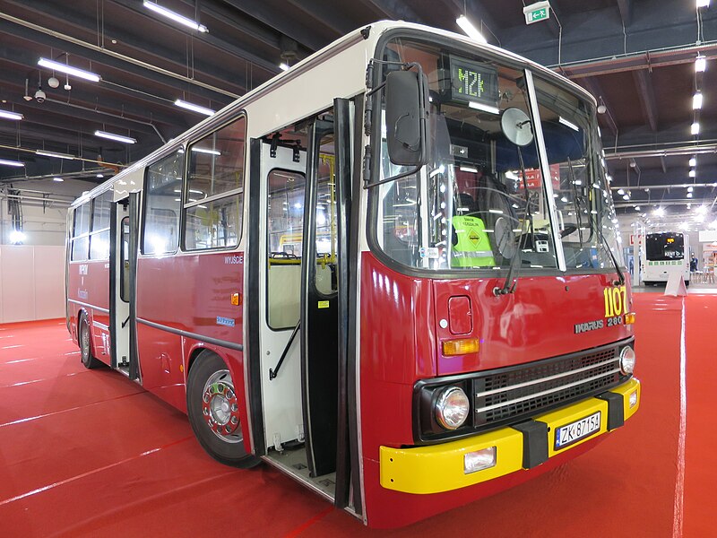 File:Ikarus 280 MZK Koszalin TransExpo 2016 (02) Travelarz.JPG