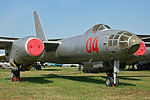 Thumbnail for File:Ilyushin IL-28 Beagle 04 red (10208764794).jpg