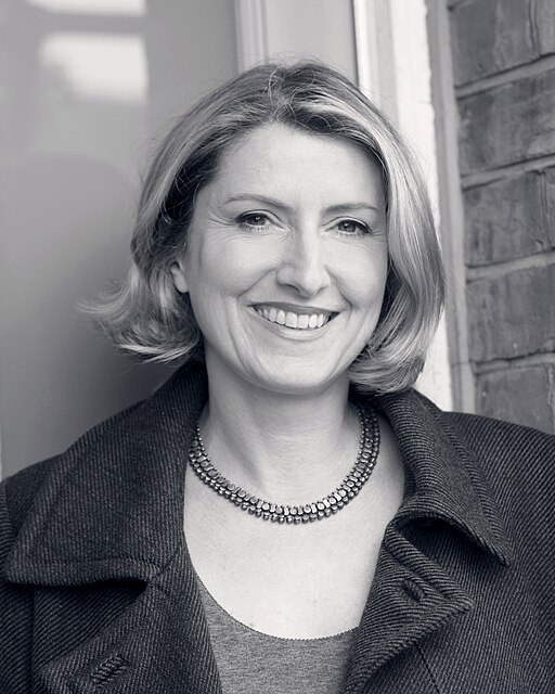 Isabel Ashdown author photograph, 2014