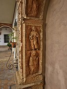 Jamba de la portada de la capilla del Castillo de La Calahorra.jpg