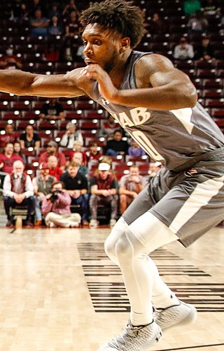 <span class="mw-page-title-main">Jordan Walker (basketball)</span> American basketball player