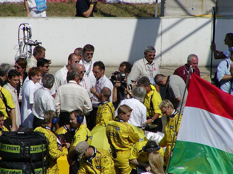 File:Jordan at the start grid at the 2003 Hungarian Grand Prix (3).jpg