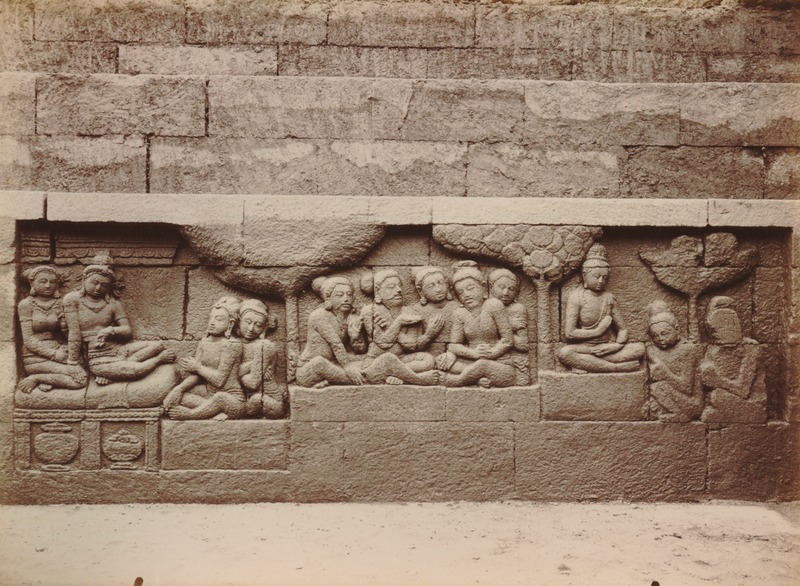 File:KITLV 103632 - Kassian Céphas - Bas-relief at Borobudur near Magelang - 1890-1891.tif