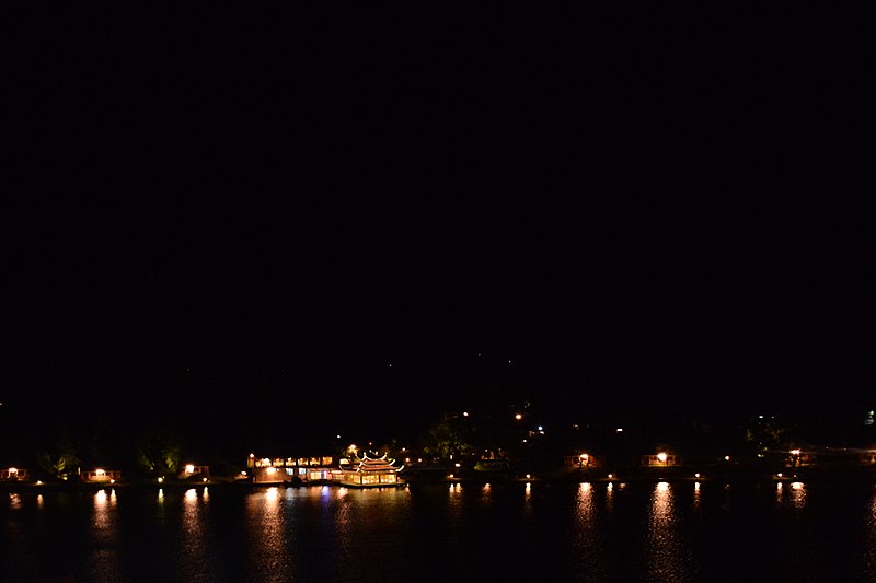 File:Kachura Lake, Night view.jpg