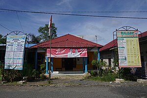 Kantor kepala desa (pambakal) Sungai Arfat