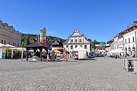 Kazimierz - Place du marché (avec un des puits)