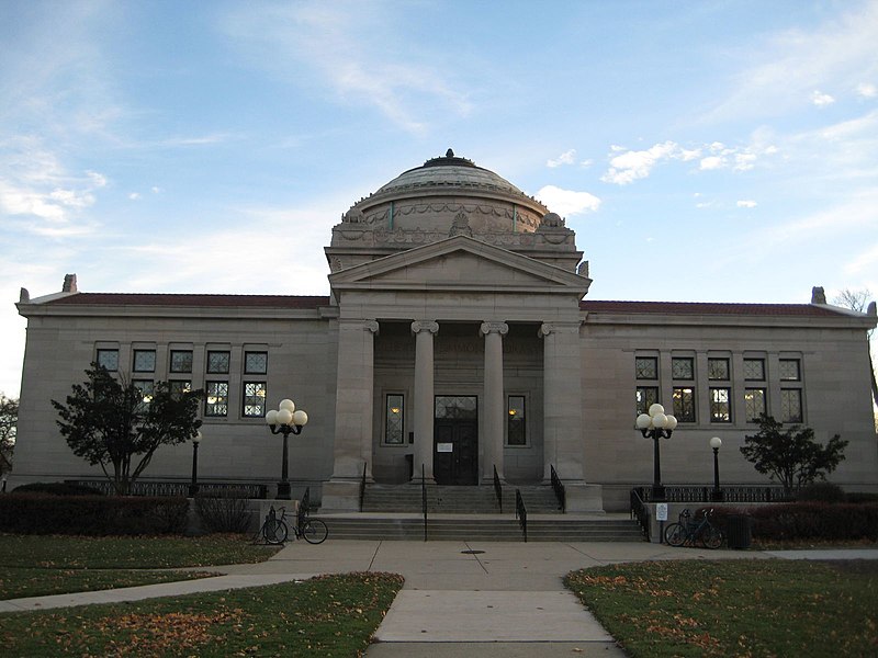 File:Kenosha WI Gilbert M Simmons Library.jpg