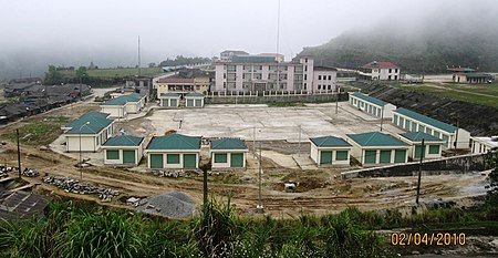 Tập_tin:KhuKinhTe_CauTreo.jpg