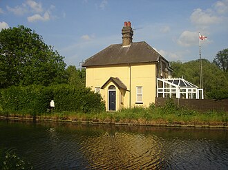 The weir-keeper's cottage Kings Weir3.JPG