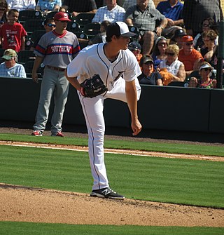 <span class="mw-page-title-main">Kyle Lobstein</span> American baseball player