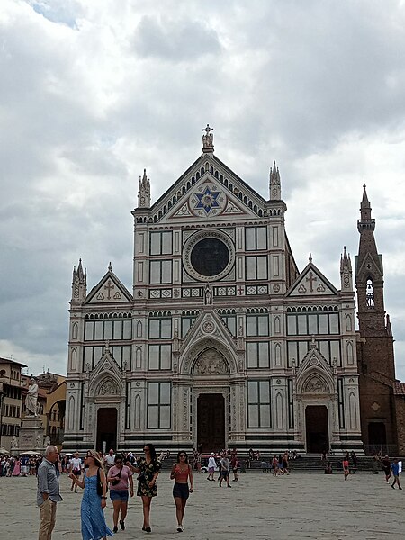 File:La Basílica de Santa Cruz de Florencia.jpg