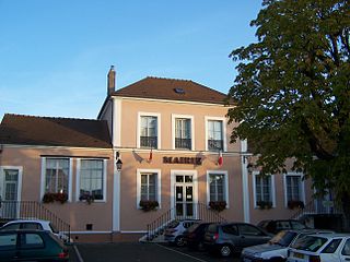  Mairie - Bannost-Villegagnon