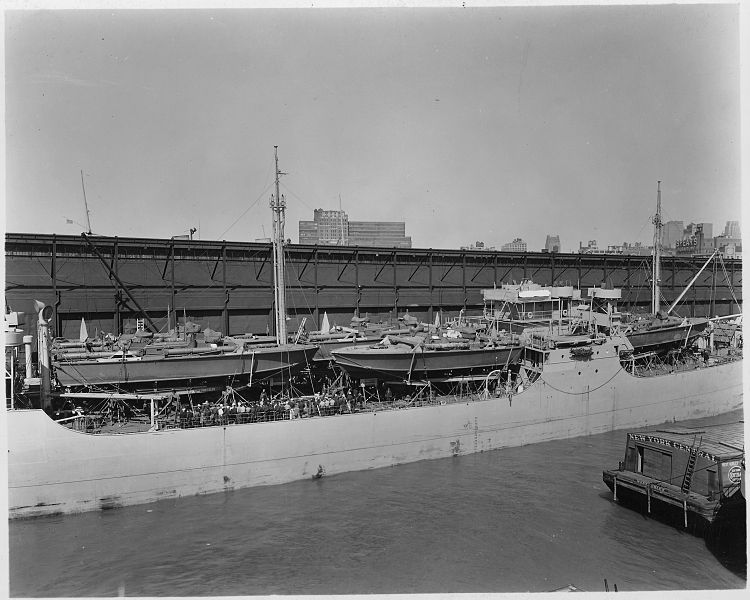 File:Lend Lease. SS Span Van Manilia ^^ - NARA - 197298.jpg