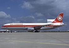 Uno degli ex Lockheed L-1011 TriStar nel 1986.