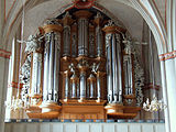 Marburg Lutherkirche Orgel.jpg